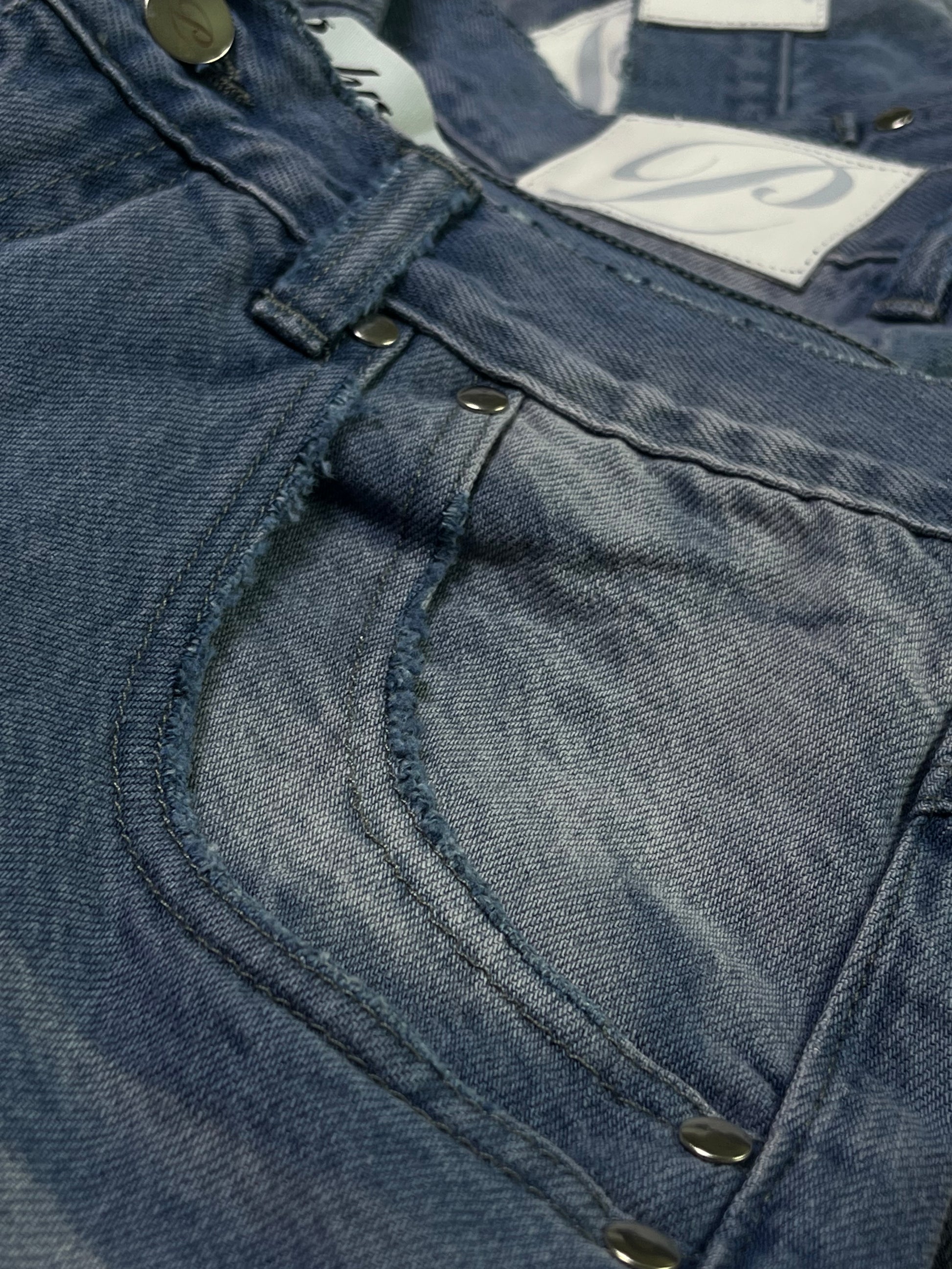 9p Jorts